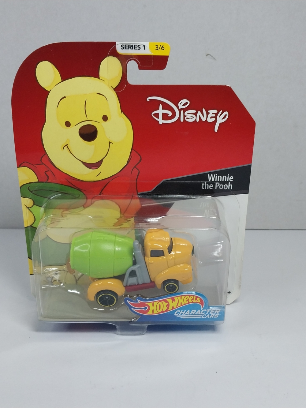 NEW HOT WHEELS WINNIE THE POOH CHARACTER CAR COLLECTIBLE